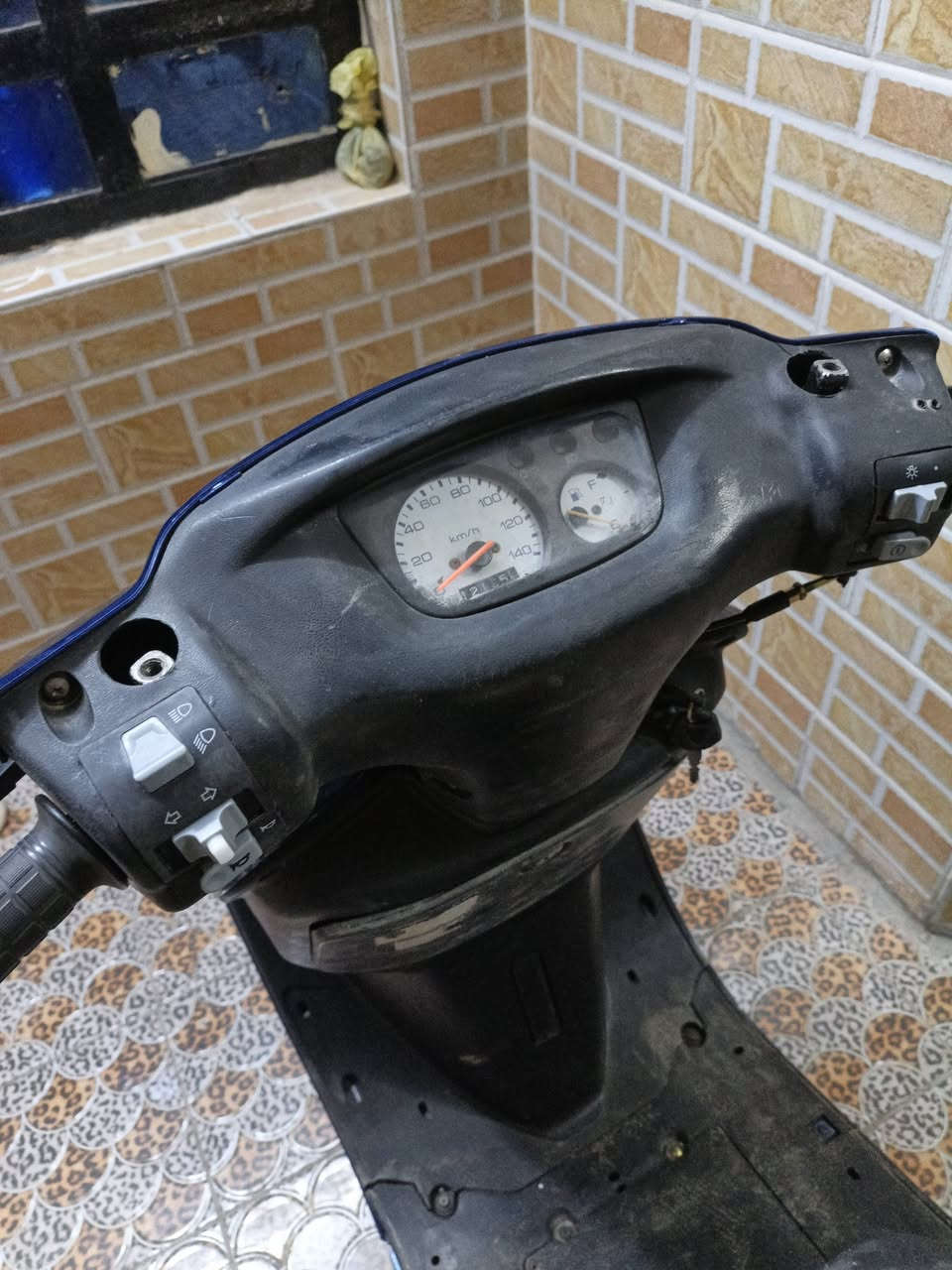 سلام عليكم.
دراجه فراشه 140 
دراجه جديده تجي وتفحص 
من كلشي عله وضعهه 
للستفسار ***********
