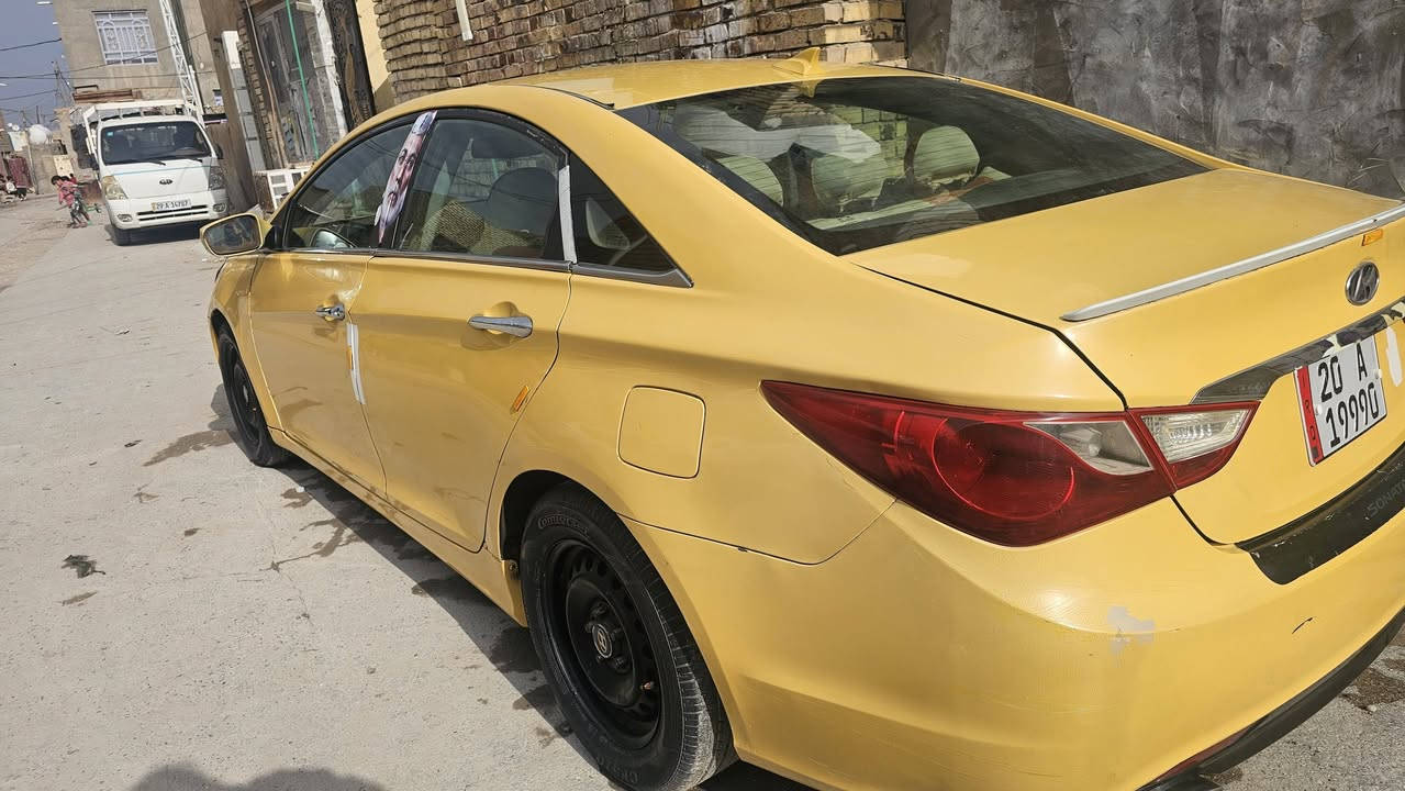 السلام عليكم
سوناتا موديل ١٣ أمريكي 
جاهزه تخم تاير دوشمه تغليف رضيه
كهربائيات عله ٢٤ حبايه
ماشيه ٢٠٠ ألف ميل مامتعوبه شتغل عل مخابره 
رقم نكليزي 20 ديالى مشروع وطني مداور ثاني يوم 
حادثهه جاملغ وبنيد سونار بيهه 
ترهم مراوس بموديل احدث 
سعر 85 وبيها مجال 
للاتصال/ *********** /
