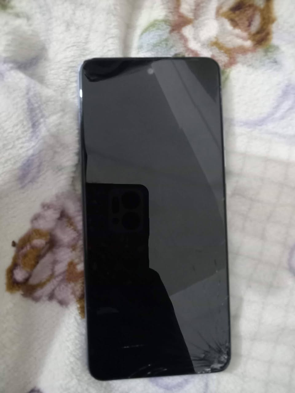 تليفون للبيع
بي كسر بل شاشه والبصمه عاطله والباقي كفاله كلشي مابي
تليفون كلش قوي بل الاعاب وللشتخدام الشخصي السعر60وبي مجال والله تليفون بي حض ولا يعلك مكاني نجف حي الميلاد


**إذا كنت صاحب هذا الإعلان وتريد حذفه لأي سبب، رجاءا أرسل رسالة إلى الدعم الفني**