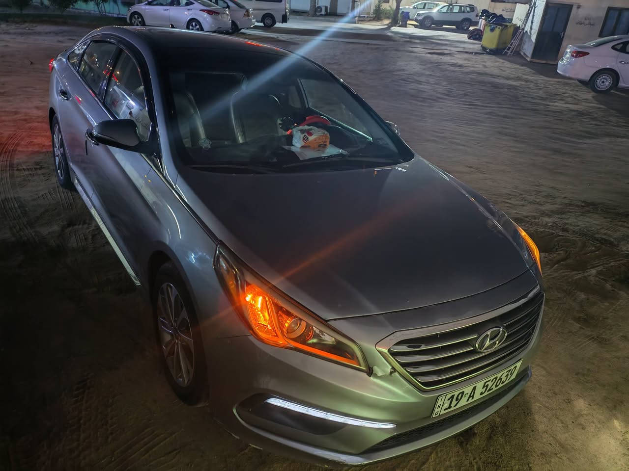 هيونداي سوناتا
2015 رقمها كربلاء وبأسمي ثاتي يوم احولك
سياره امريكي سبورت بيها بس بنيد صبغ ربع من البنيد كلشي بيها نضيف 
سياره فول مواصفات واحد ع واحد افحص اله تاخذها 
عنواني كربلاء.
الون سلفري او رصاصي رقمها كربلاء انكليزي 
سغر 135 وبيها مجال 
للاستفسار اتصل ***********
