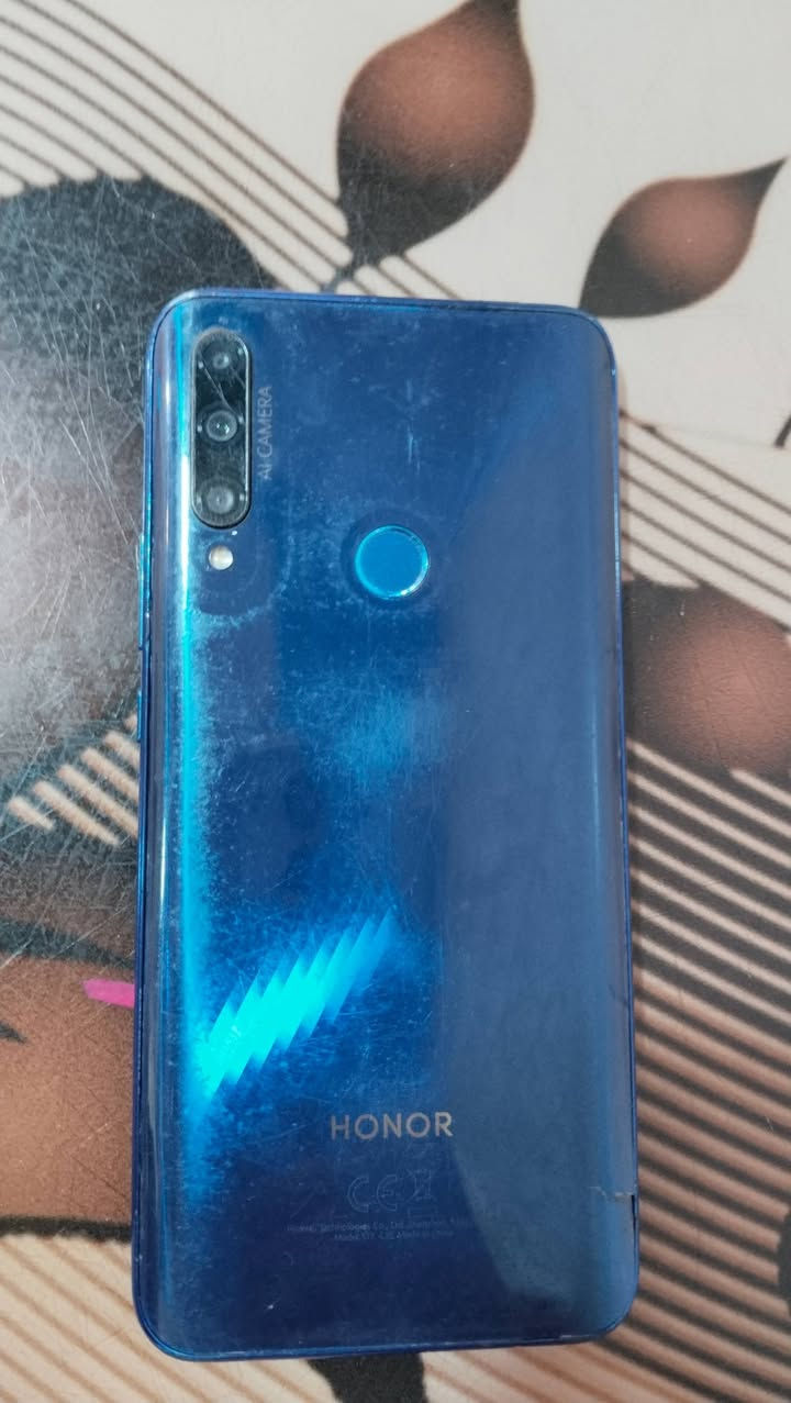 موبايل هونر نضيف جدا مابي اي ضرر ب70 بي مجال شراي ع الخاص ذاكرته 128


**إذا كنت صاحب هذا الإعلان وتريد حذفه لأي سبب، رجاءا أرسل رسالة إلى الدعم الفني**