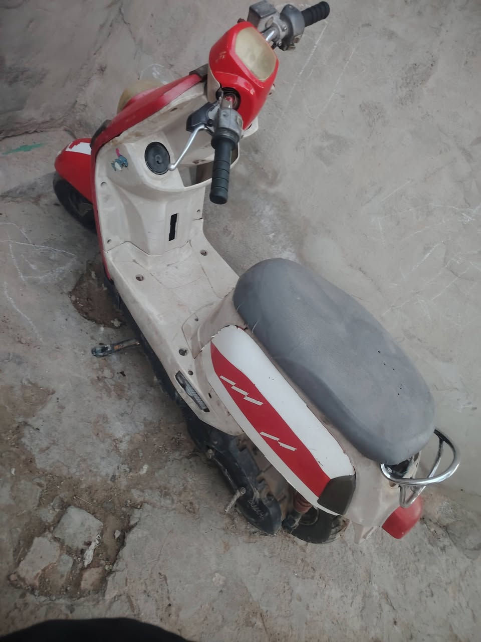 دراجه عوزه جوزه وكفراته جردات دراجه خير من الله سلف هندر معدل بس عوزه ترتيب ب350 وبيه مجال للشرايه رقم ***********كوت
