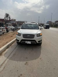 عندي سنتافي صارلها 6 سنوات جانيها فول كل مواصفات السنتافي بيها موديل 1...