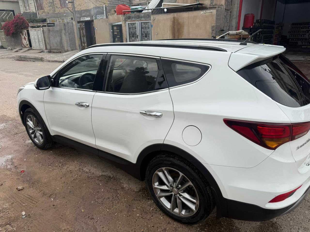 سنتافي 2016 خليجي مكينه اربعه كفاله عامه كير مكينه وبيدي بيهه بارد باب جنطه كد شبر وسعر خاص متواجد واتساب وعلى الرصيد رقم الهاتف ***********
