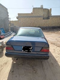 مرسيدس • موديل ١٩٩١ • رقم ذي قار