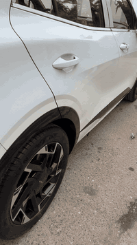 سبورتج  جي تي لاين 2023
فول مواصفات اعلى فئة بالسبورتج (gt line 1/

 رقم بغداد 

ماشيه24 الف كيلو فقط 

- وارد خليجي 

-رادارات

‏‎ - بانوراما 

- بصمتين

‏‎ - مكينة.٢٠٠٠ دوش 

-‏‎ مرتبط بناقل حركة أوتو 6 نمر

‏‎ - عدد AIR BAG6

‏‎ - حساسات أمامية 

‏‎ - حساسات خلفية

‏‎ - لايت زينون + LED

‏‎ - كشافات 

‏‎ - بك لايت LED

‏‎ - ويل كب 19

‏‎ - قبضات أبواب من الألمنيوم

-‏‎ اريل نفكيشن

-‏‎ تشغيل عن بعد 

‏‎ -فتح الصندوق كهرباء ذكي 

‏-‎ دشبول شاشة 

‏‎ - شاشة ابل كار بلي واندرويد اتو

‏‎- كاميرا دوارة

‏‎ - المقاعد جلد اسود 

‏‎ - تدفئة المقود والكشنات الأمامية + تبريد الكشنات الامامية

‏‎ - مثبت السرعة Cruise 

- الأوامر الصوتية

‏‎- أوضاع القيادة  Drive Mode

‏‎ - فحص أنظمة السيارة 

‏‎ - حساسات ضغط اطارات 

‏‎ - شفتات مقود

‏‎- تبريد شاشة

‏‎ - هاند بريك بصمة 

‏‎‏- ABS 

‏‎‏ - Auto Hold    أوتو هولد

‏‎‏- ISO Fex        ايزو فكس

‏‎- نظام مانع الانزلاق

‏‎- نظام نزول المنحدرات 

‏‎- اشارة في المرايا الجانبية

‏‎- مخرج منفذ الطاقة 

‏‎‏- حساسات كامله داير السياره 

شاحن هاتف لاسلكي 

وسياره بيهه طخه باب خلفيه وره سايق

رقم***********
