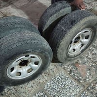 اربعة تايرات معة الويل فوريل حجم 15 للبيع سعر 250 وبيهن مجال 078015251...