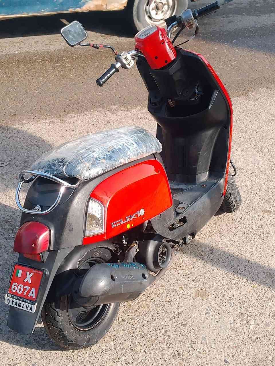 سلام عليكم دراجة ماكس بوليس موديل 2008 دراجة نضيفة فول جدام عينك محرك ناعم  مرتبة. تعال وشوف سعر 400.  مكاني ديالى تحرير جاهزة ***********
