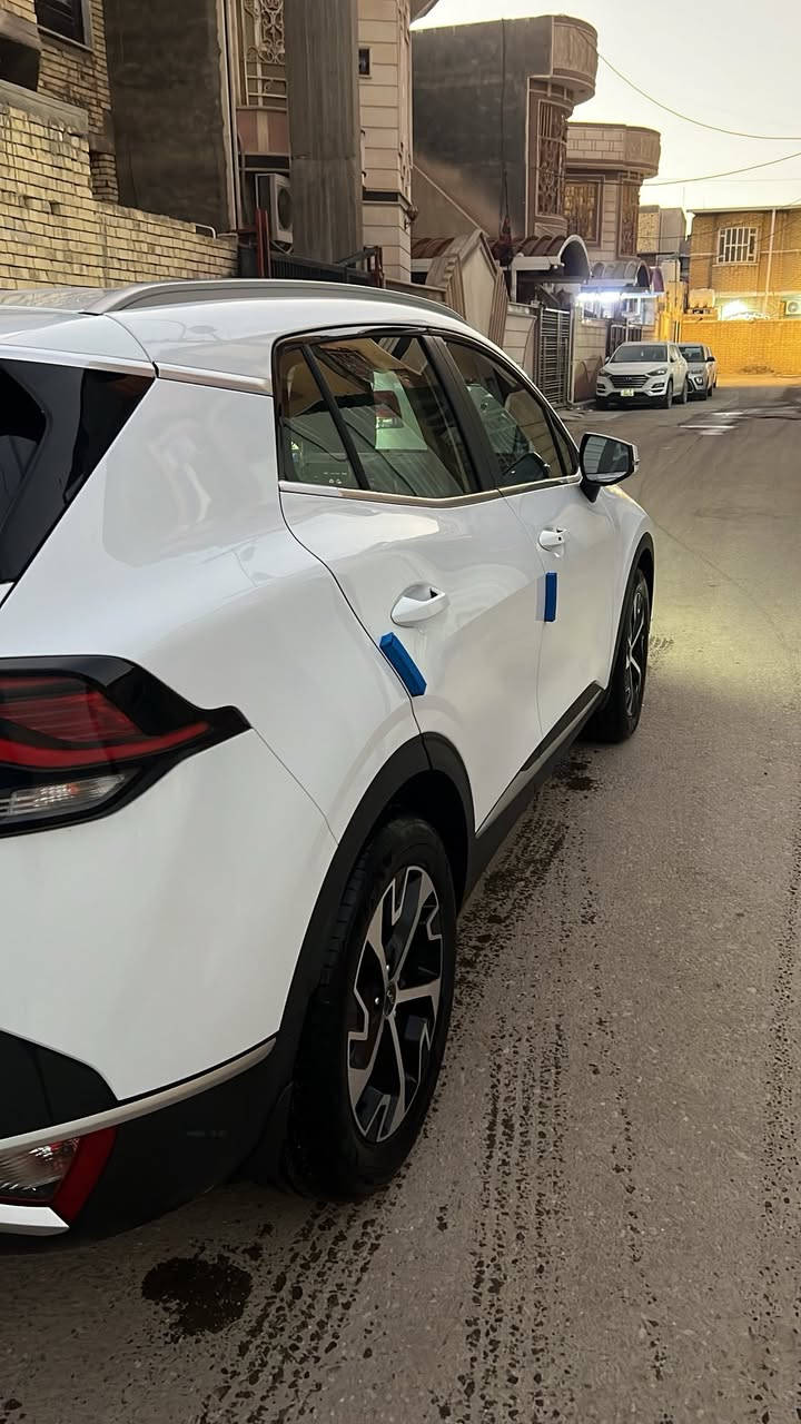 سبورتج 2025 خليجي مكفوله من الزلغ  ماشيه 16 الف
مكاني البصره سعر 228 ورقه 
رقمي ***********
