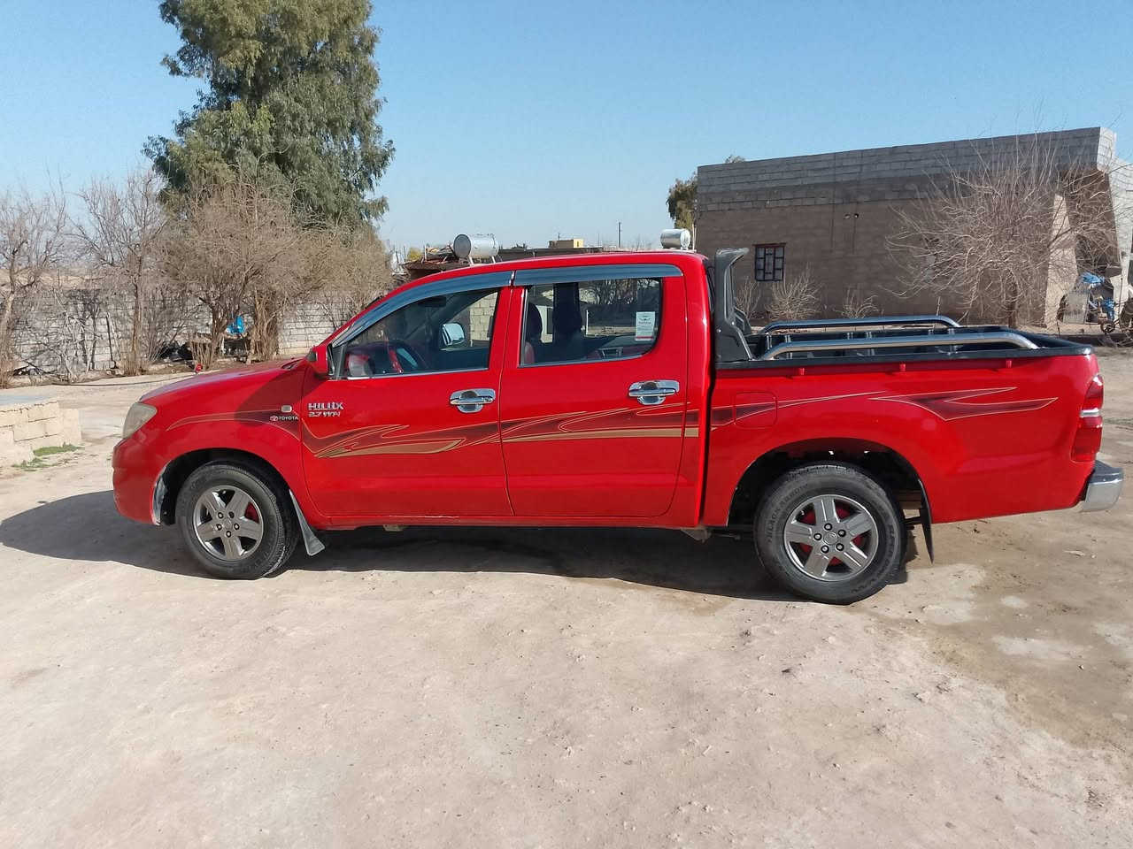 بكم هيلكس للبيع 2011رقم صلاح الدين انكليزي لل29 المكان الشرقاط رقم التيلفون***********
