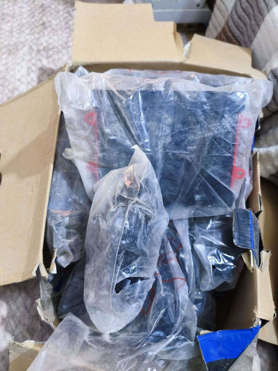 سلام عليك✋
🌿دركسون للبيع جديد بس الكرتونه شوي مضرر يرهم للبلي و PC اريده ب ٤٠ وبي مجال لليشتري
 رقمي ***********

وبكاني يصرة

توصيل 5 و شكرا ♥️
