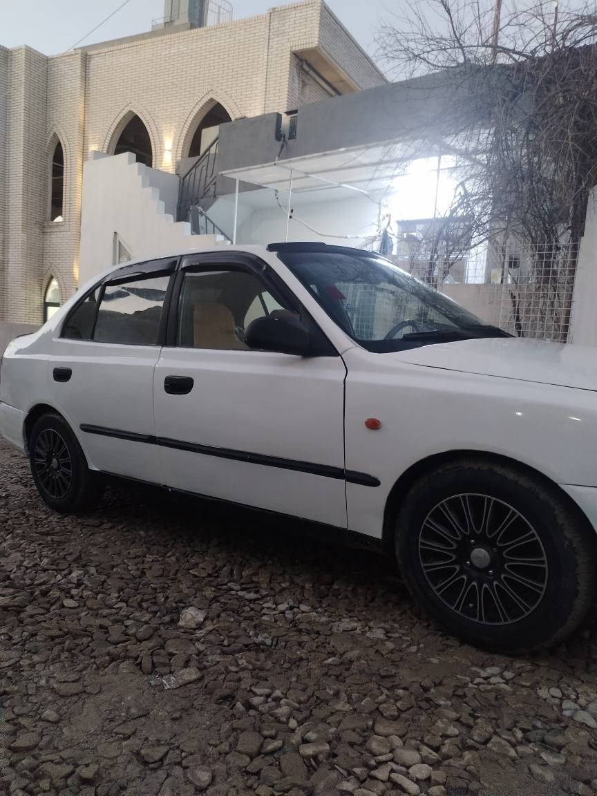 بابەت ڕیکلام
هۆندای ئەکسێنت
***********
***********

2001
سعری 42گەڵا و معامەلە
پارەی یەک مازدایە
سەنەوی تا 2031تازەیە
سوکان ئێرباگ 
دەبڵ کێچ
گێڕ و مەکینەی بەشەرت
تەقەو ڕەقەی بەشەرت
4تایە و ویلی تازە
کارەبای هەمو گیانی ئیش ئەکات
ناوی لۆک لۆک 
دەری بەهەمان شێوە 
دەعمی نیە پێش و دوای شوشەی
لایت و بەگ لایت و عەتەری تازەیە السليمانية, العراق
