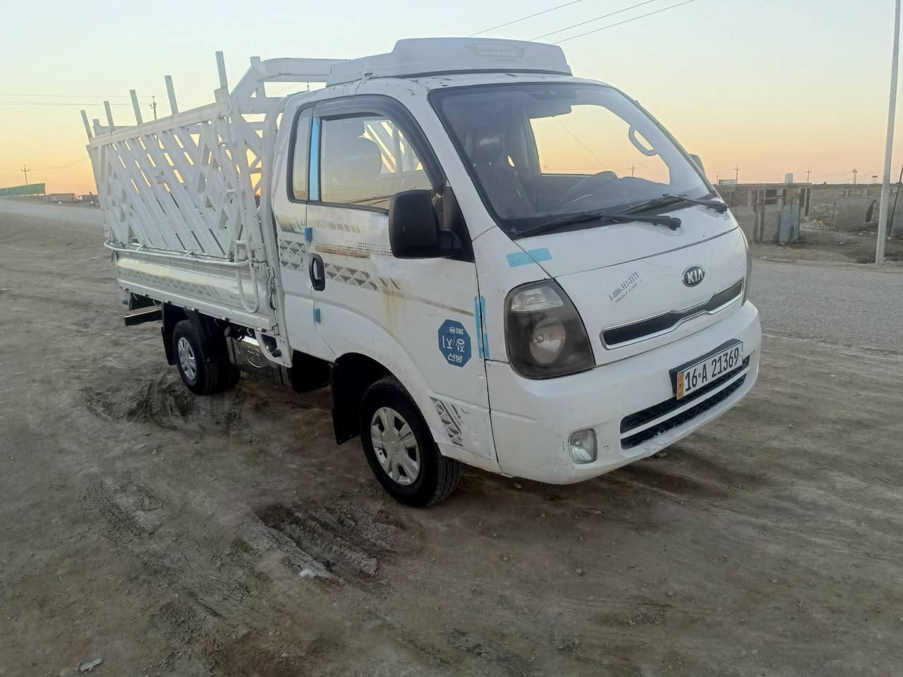 كيه حمل للبيع مديل 12 محرك 2700 مكفوله محدثه السياره تخم تير دوشمه مال حديث جاهزه مكان السياره رميثه ***********
