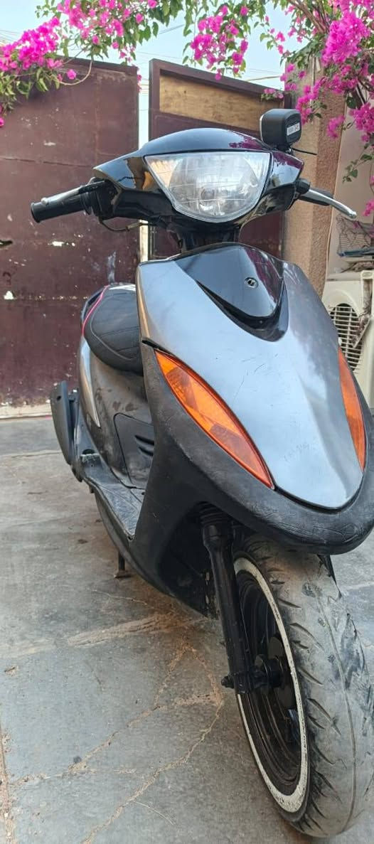 سلام عليكم ماكس عدله سعر 375
دراجه كفرات اصليه كلها مختمه صالصنه اف ام اصليه 

مكينه شلعه معدل فول مكينه مكفوله بيها نقوصات بسيطه 

عنوان بغداد الشعله هاتف ***********
