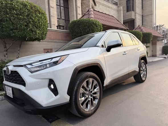 سياره راف فور موديل 2024سياره كلش جديده بسمي السيارهxle فول موصفات لون صدفي 
حادث خلفي بيه الي يحب. يتصل. مكاني بغداد المنصور 
السعر. 270الف دولار 
ماشيه 15الف كيلو
***********
***********
