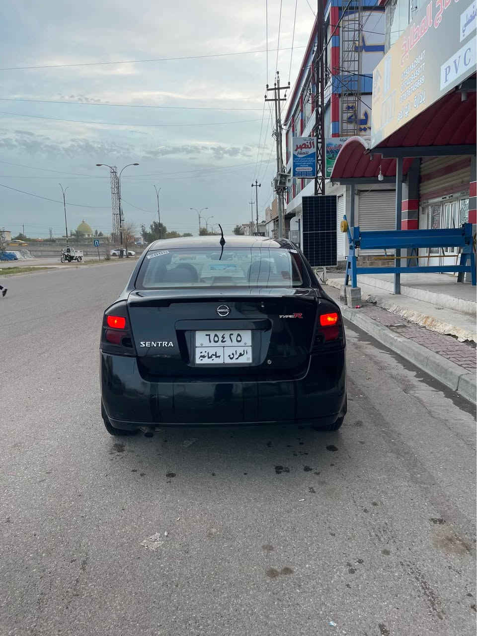 السلام عليكم 
نيسان سنترا موديل 2008
كير اوتامايك
محرك 2000
تبريد تدفئه
ماشيه 158 حقيقي بلاديه السياره
بيه مكانات صبغ ابيعه حزام بدون دواخل شاصي لغد كفاله
السعر 60 وبيه مجال تحويل ثاني يوم
مكاني كركوك *********** كركوك, العراق
