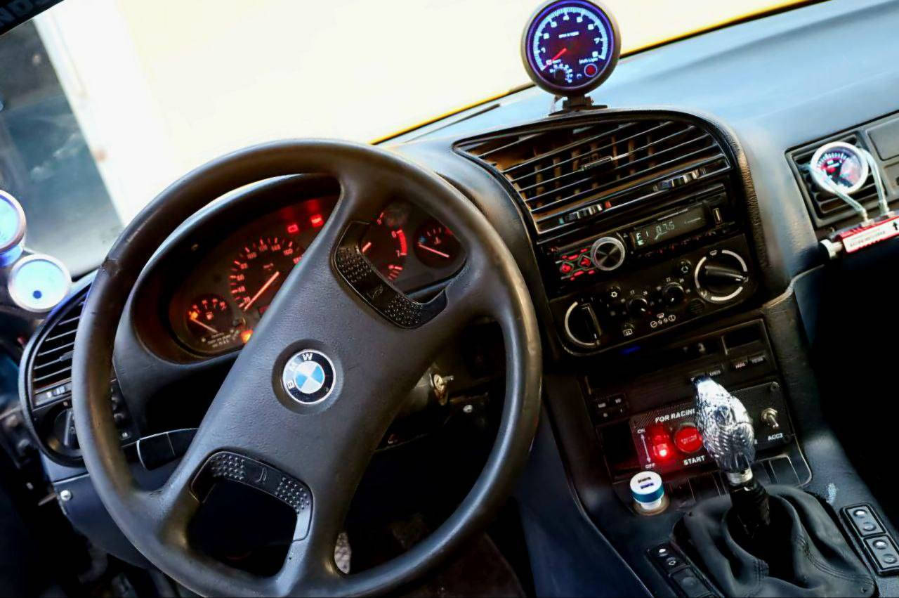 Bmw e36 325i اصل 🔹
السياره بدون حادث⛔
مكينه كير صدر اكسل كله جديد✔️
عليها شوته وتفريغ وبرمجه شرط ترعد رعد✈️✈️
كير عادي كلج جديد وفول نشاط السياره✔️
داخل جديد بدون نقوصات✔️
عليها اضافات كيجات ومودات تغيير فصلات©️
وياله هامان اصليات❇️
كهربائيات كامله وبلاديات بدون جطلات 🫟
مسجل ياباني وسستم صوت انفلاقي✔️
بصمه وسنتر لوك كامل🚫🛅
جام ٤ كهرباء〽️
رقم انكليزي بأسمي وهزه جديده وسنويه لل٣٠ 🫟
السياره لعابه وبيها نصبه حلوه ❇️
مكاني ديالى بعقوبه *********** 📞
سعرها 45💲
