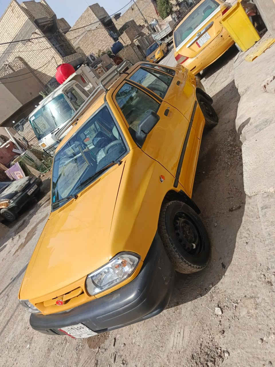 سلام عليكم سيابه موديل 11 للبيع بغداد
بسم صديقي نفاذ السنويه 27 مصفره هيه وخرامات نقصه بس تبريد كل نقص مابيه مكاني بغداد مدينه ***********
