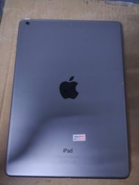 آيباد • ٣٢ • مقفل