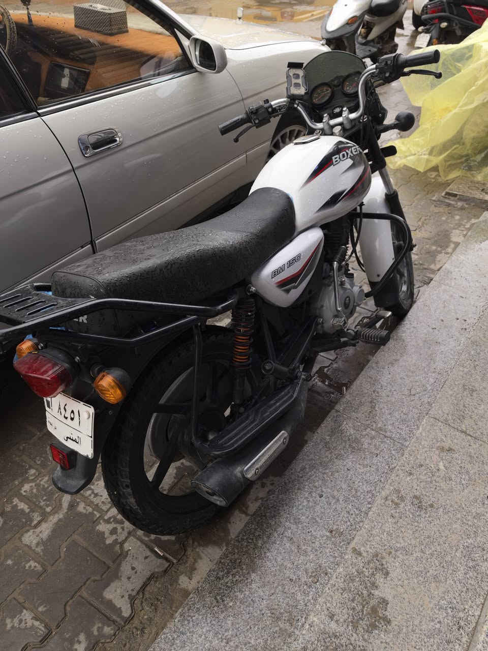 دراجة بوكسر موديل 22 باسمي مرقم كامل كلشي اصولي سنوية لل29

جاهزة من كلشي مابيها اي خلل تشغل وتمشي صورة العداد بالمنشور

ما داخله اي تصليح فقط تبديل بنزات 

السعر مليون ونص

للتواصل الاتصال ع الرقم

***********
