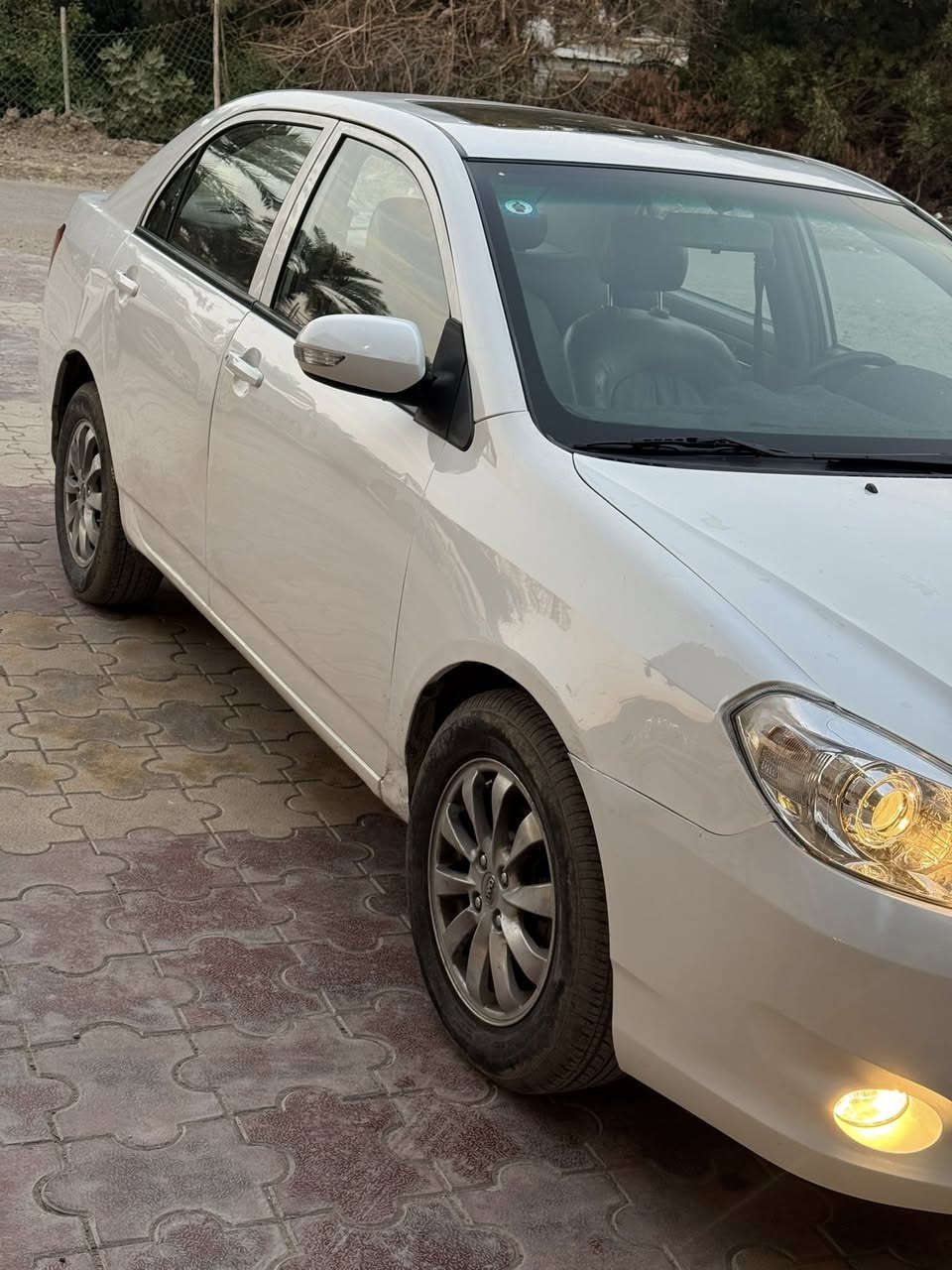 سلام عليّكم بيوايدي موديل ١٣ رقم بغداد إنكليزي جي اثري
مكينه ١٨٠٠ كير كهربائي حداديه كهربائيات كلها جاهزة 
مواصفاتها فتحه سقف بصمه أشاير ترحيب حساس خلفي 
بلاديه  استخدام شخصي مكان السياره بغداد حي الجهاد 
رقم الهاتف *********** 
السعر ٥٨$تحويل مباشر ثاني يوم
