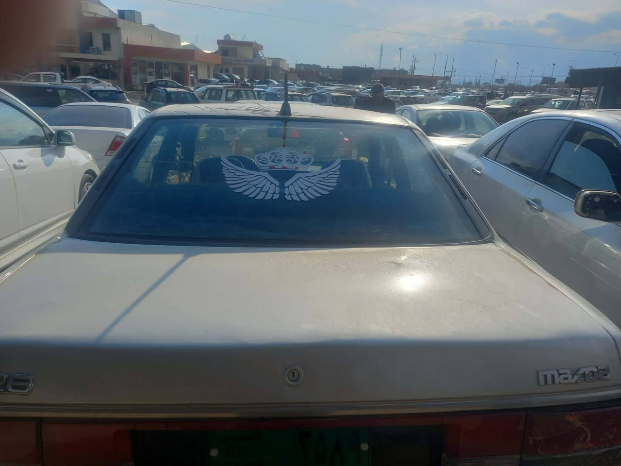 مازدا 91
سندوقە

سەنەوی ئەسڵی لەگەڵە ئاڕمەکەی

4 جام کارەبا

گێڕ و مەکینەی بەشەرت

دەحم و لێدراوی نیە

شوێن ڕانیە

***********

 33$
