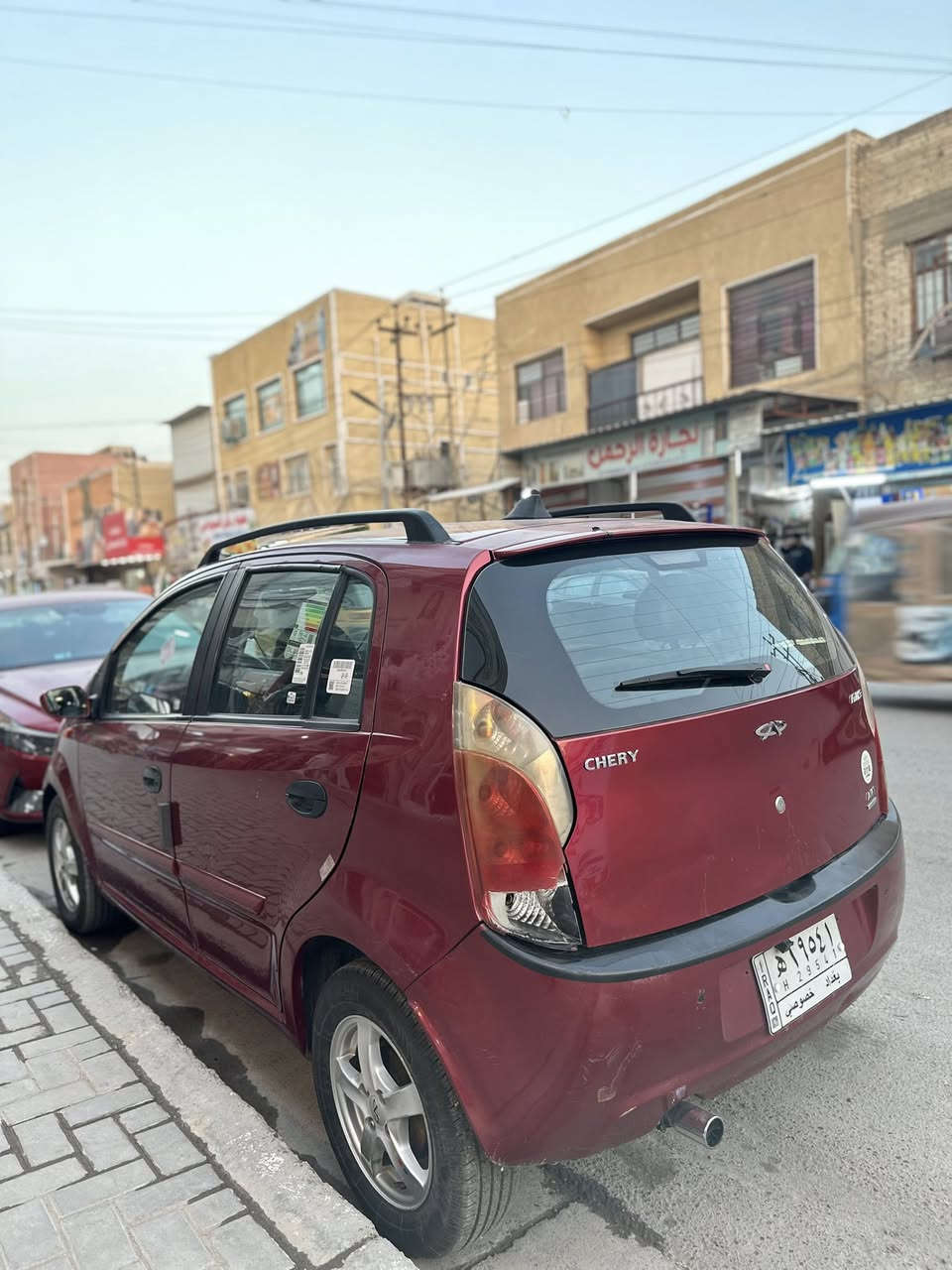 سلام عليكم سياره شيري a1 سياره مرتبه جانت مال بنيه للبيع او مراوس حسب لقناعه موديل 2012 لون دم غزال سياره بيها جراد تخم تاير جديد تبريد شغال ***********
