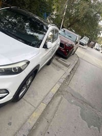 توسان خليجي • مكينة ٢٠٠٠ • ٩٢ ألف كم