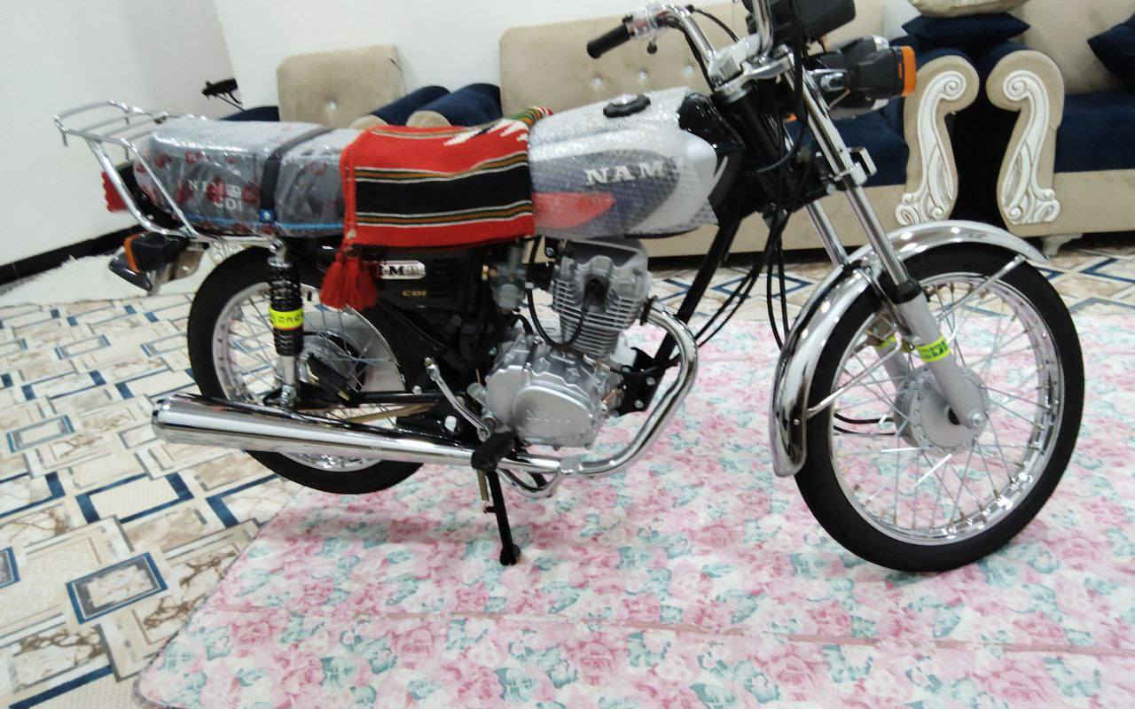 دراجة اربعة كيم شاصي 2027 اوراق سكنر محرك شلامجة دراجة كاملة مابيها نقص وغراضها كلة اصلي سعرها 900 الشراي يجي خاص او واتساب 
مكاني كربلاء الحسينية 
هذا رقمي ***********
