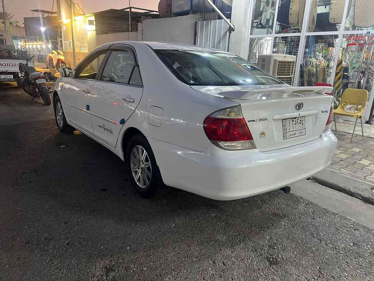 السلام عليكم
كامري 2003خليجي
محرك V6 جاهزه للاخير
سعر 93 وبيها مجال 
***********
