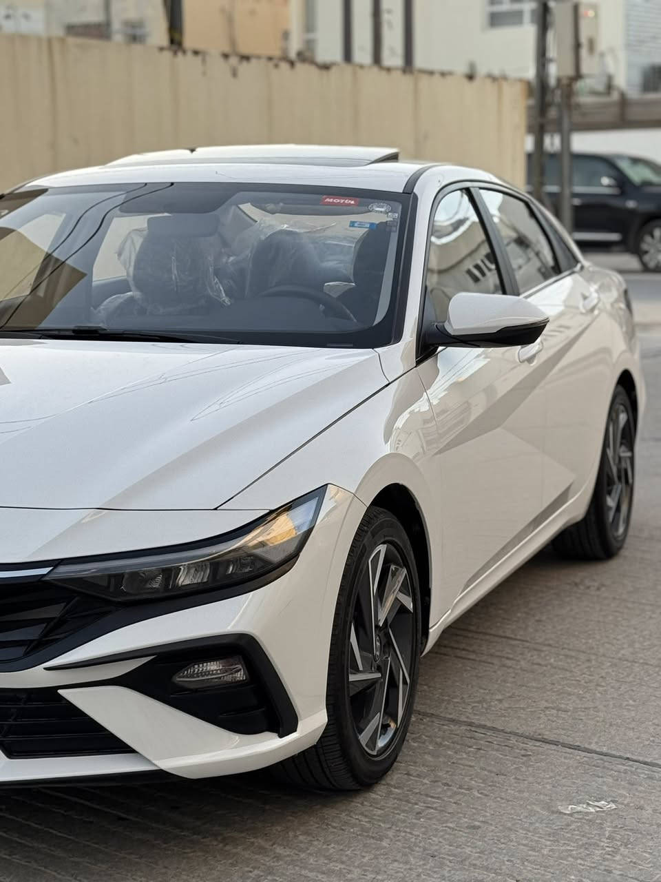 السلام عليكم
النترا 2024 ( خـليـجـي ) تجميع صيني
ماشيه 9000km
 فول مواصفات سلايد فتحة سقف بصمة
 👈المواصفات :
مود رايف ( ايكو ٫ كومفرت ٫ سمارت ٫ سبورت )
بصمة تشغيل بصمة ابواب
شاشة اصلية 
عداد سرعة ديجتل 
مقاعد جلد اسود 
6 ايرباك (الدشبول الدركة التكم المقاعد)
لايت led نهاري
لايت زنون عالي ناصي 3 عدسات
فتحة سقف
‏lاستيرن رياضي حرف D
ويل رياضي حجم 17
تبريد قطعتين
مري كهرباء+ اشاير بالمري
كروس سرعة وفول تحكم ستيرن
حساسات خلفي امامي +كاميرا 
سايد بريك كهرباء
 
$السعر ١٤٣ وبي مجال بسيط
للاستفسار اكثر ***********
مكان السياره النجف الاشرف
