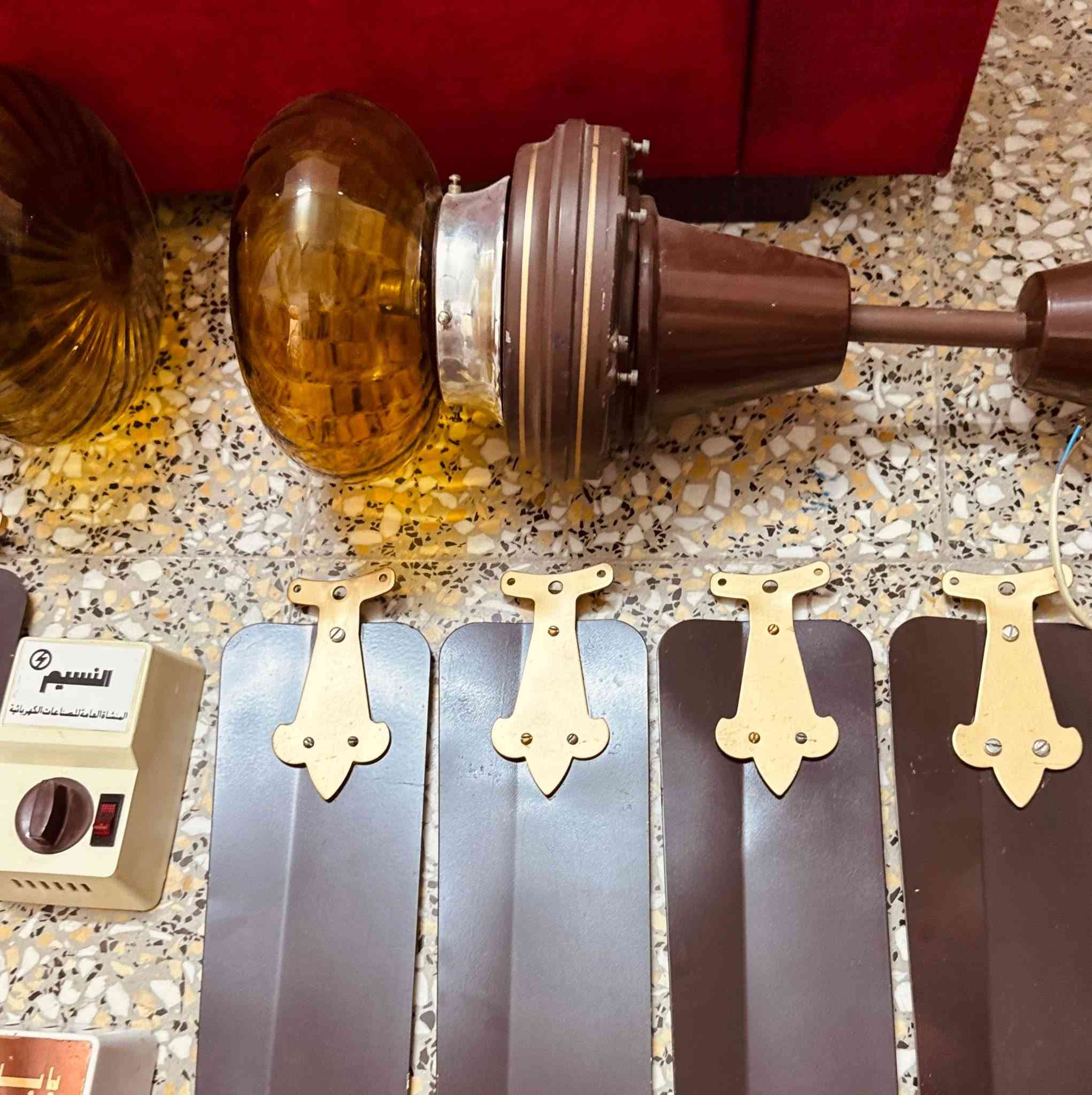 مراوح النسيم ثريا نظيفات جدا عدد ٢
السعر ١٥٠ الف عنواني بغداد البنوك لايوجد توصيل
للاستفسار ***********
