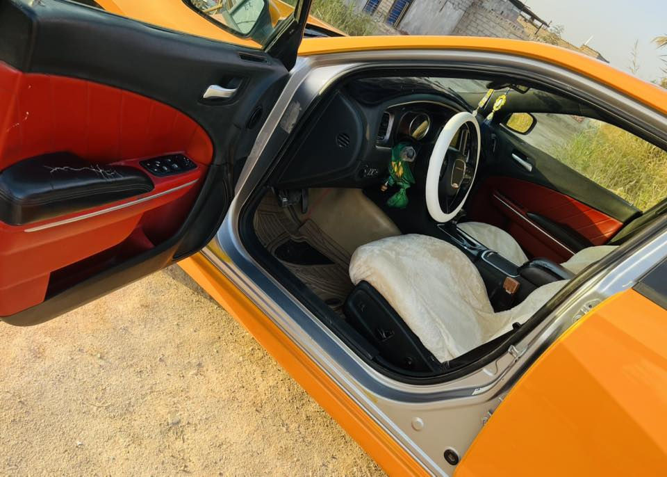 سلام عليكم جارجر للبيع موديل 2016سياره خليجيه بيهه بنيد وجاملغ سياره جاهزه من كلشي مكينه وكير جاهز رقمهه بغداد باسمه مكلف إني بنشر للاتصال ***********
