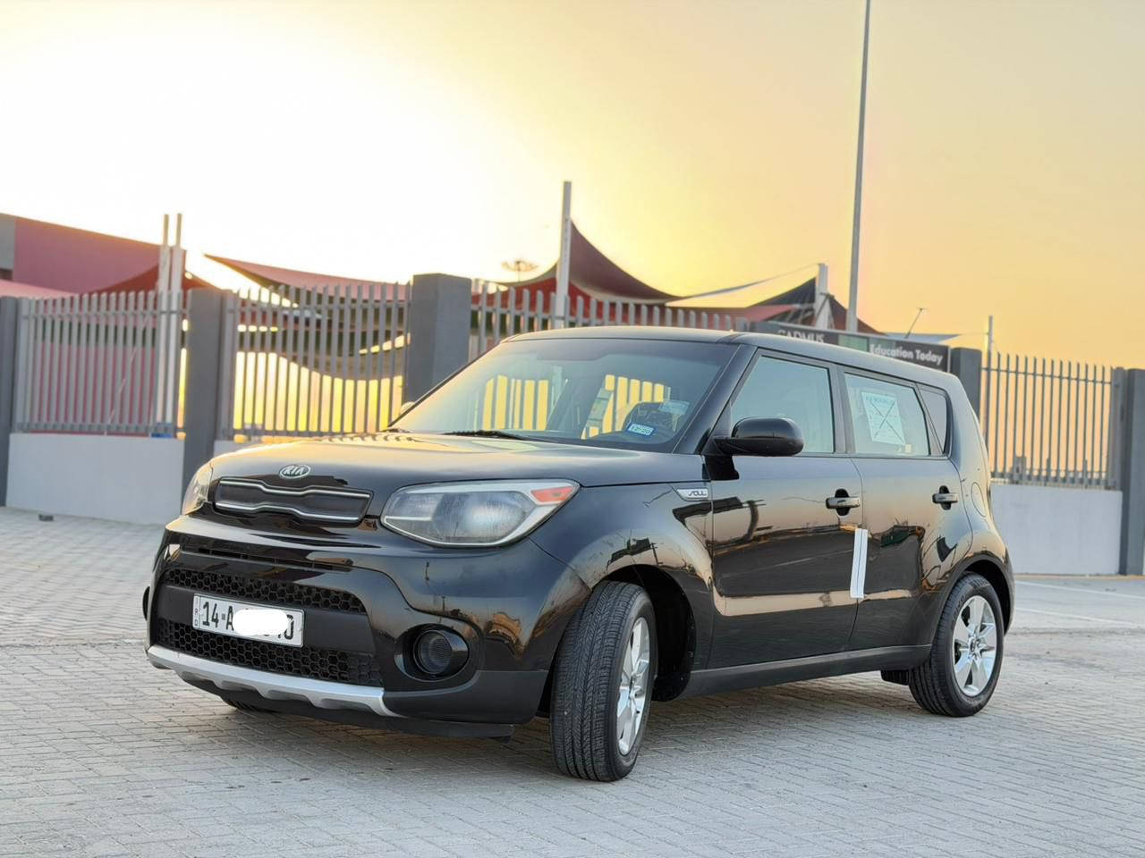 السلام عليكم
كيا صول موديل 2018
رقم بصره تحويل بسمي سنويه وهزه ورقام جدد. وارد امريكي. جاملغ وبنيد. محرك 1600.  ماشيه 44m جاهزه السيارة تبريد كير محرك حداديه تخم تاير.  شراي يتصل ع رقم

***********
مكاني بصرة
