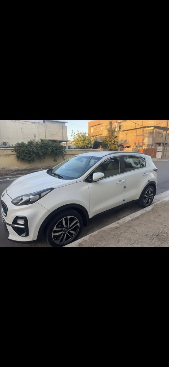 كيا سبورتج 2020 رقم بغداد الانكليزي السنوية بأسمي مكفولة من الصبغ والبارد عداد 45 الف كم بحالة جيدة جدا محرك 2000 دوش بصمة تشغيل عن بعد تبريد بيانو كامرة شاشة اصلية اريل نفكيشن نظام الملاحة GPS حساس امامي خلفي الداخل حمصي يدات لد ترحيب 3 أنظمة للقيادة المري شفط 5 ويل كب بصمة عدد 2 تبريد قطعتين مكاني المنصور او علي الصالح السعر 21200$ ***********
