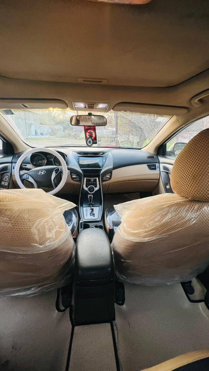 سلام عليكم اخوان النتره البيع وارد خليجي 2012 سياره فول مواصفات فتحه وبصمه فول يدات نيكل رقم نكليزي دولي كير مكينه مكفول 1800 دوش تخم تاير جديد دوشمه جديد بيه مكانات صبغ سعر 105 قفل ***********
