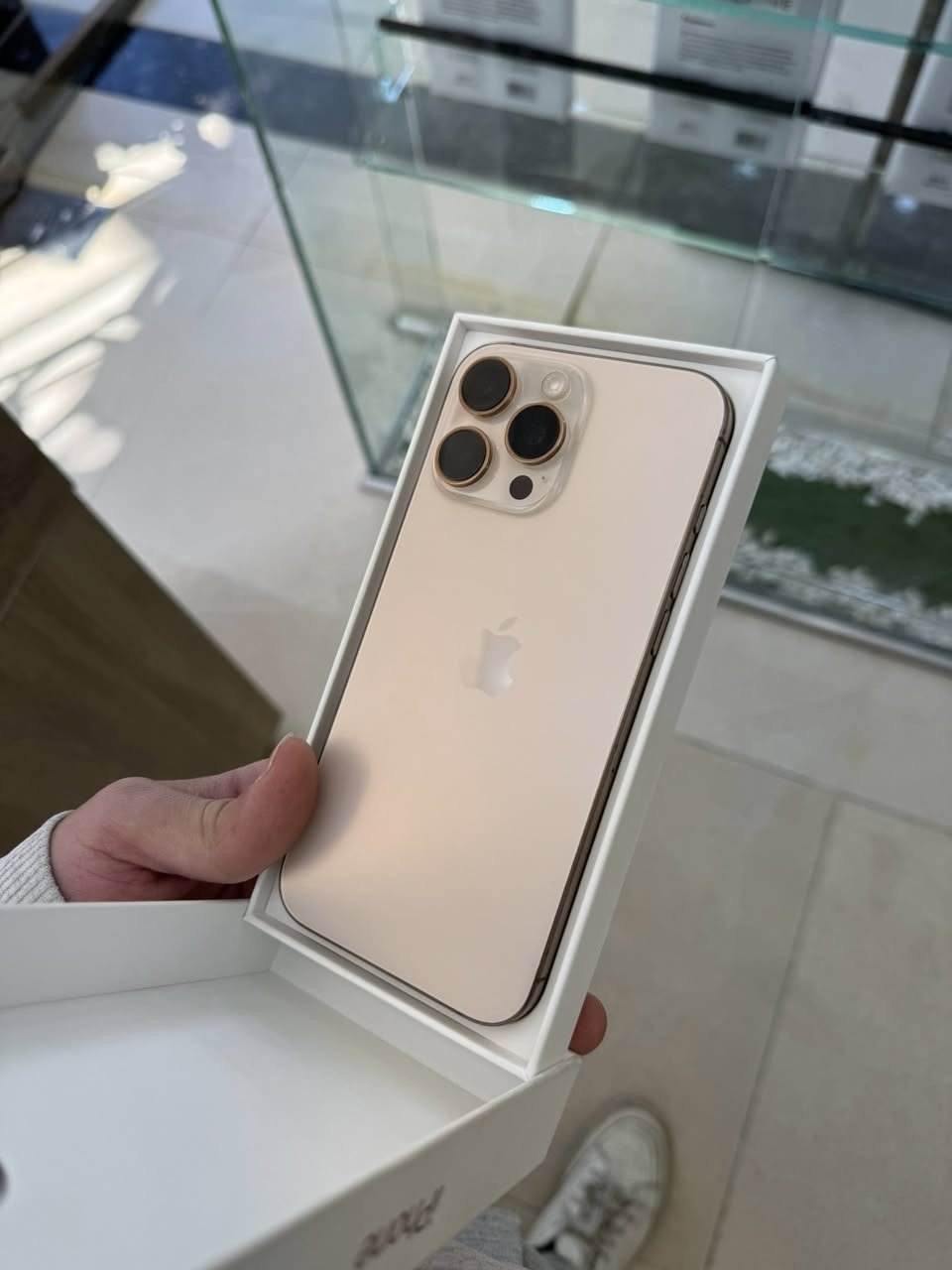 16 بروماكس
ذاكره٢٥٦
بطاريه ٩٠ وضع شركه
دبل سيم za
نظافه  ٩٥
الجهاز وضع شركه ممفتوح كارتونه وياه فقط
للاستفسار خاص او اتصل ***********
