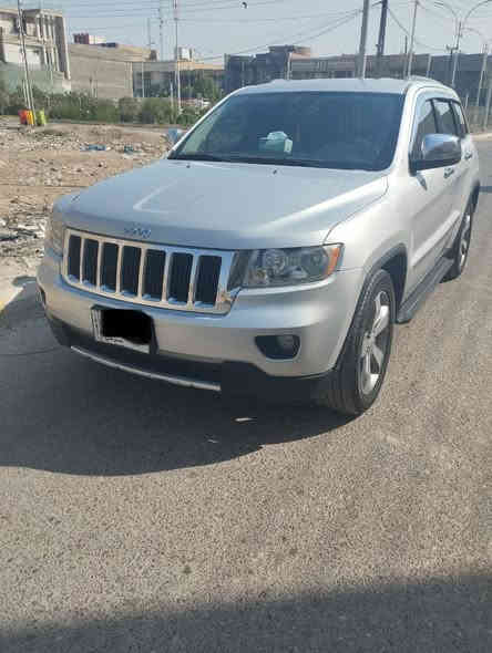 السلام عليكم جيب 2013 بدون ايرباك
رقم بغداد 
صبغ نصف جاملغ ايسر امامي 
صبغ قليل جاملغ خلفي تجميل

للاستفسار الاتصال ع رقم ***********
