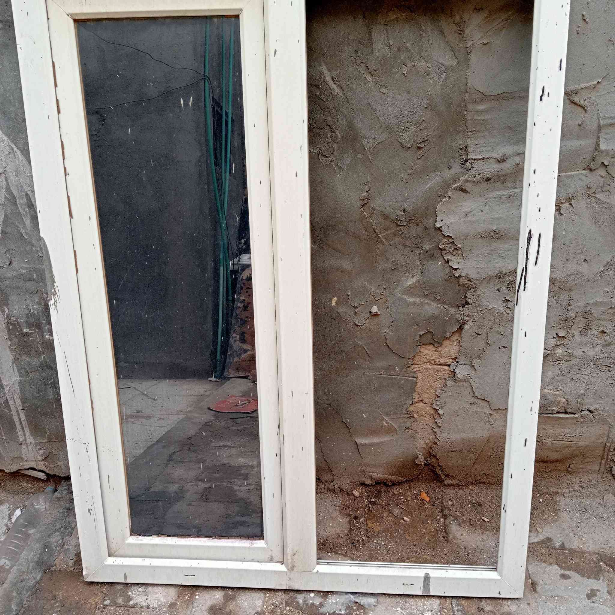 /بيبان دفتري حديد تكنه العدد 3
2/ ونج تصعيد مواد كهرباءي
3/شباك pps قياس110/145
4/مولده للاستفسار واتساب 
*********** @لل
