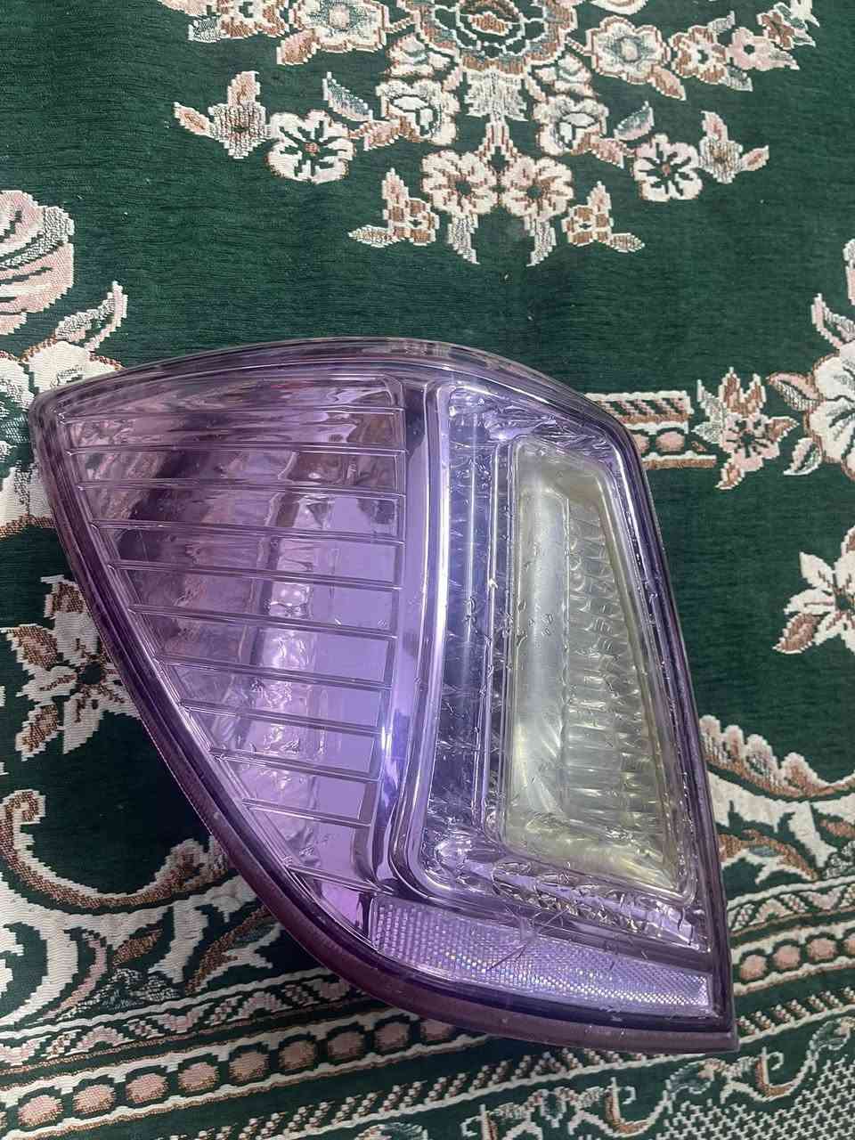 بك لايت. ليفان. جديد بلادي. بلادي. شغال. سعر ٤٠. تك واحد.  عنوان. بغداد عبيدي ***********
