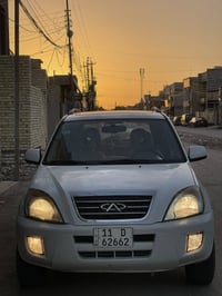 شيري تيكَو ٢٠١٢ .كير ميكانيكي مكفول ومحرك كذلك .السيارة حلوة وكشرهة كل...