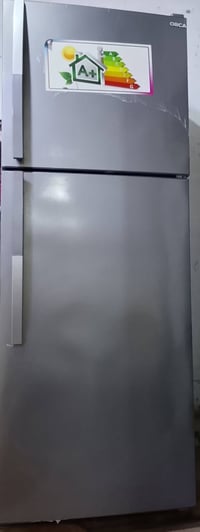 ثلاجه • حجم كبير • استعمال سنه