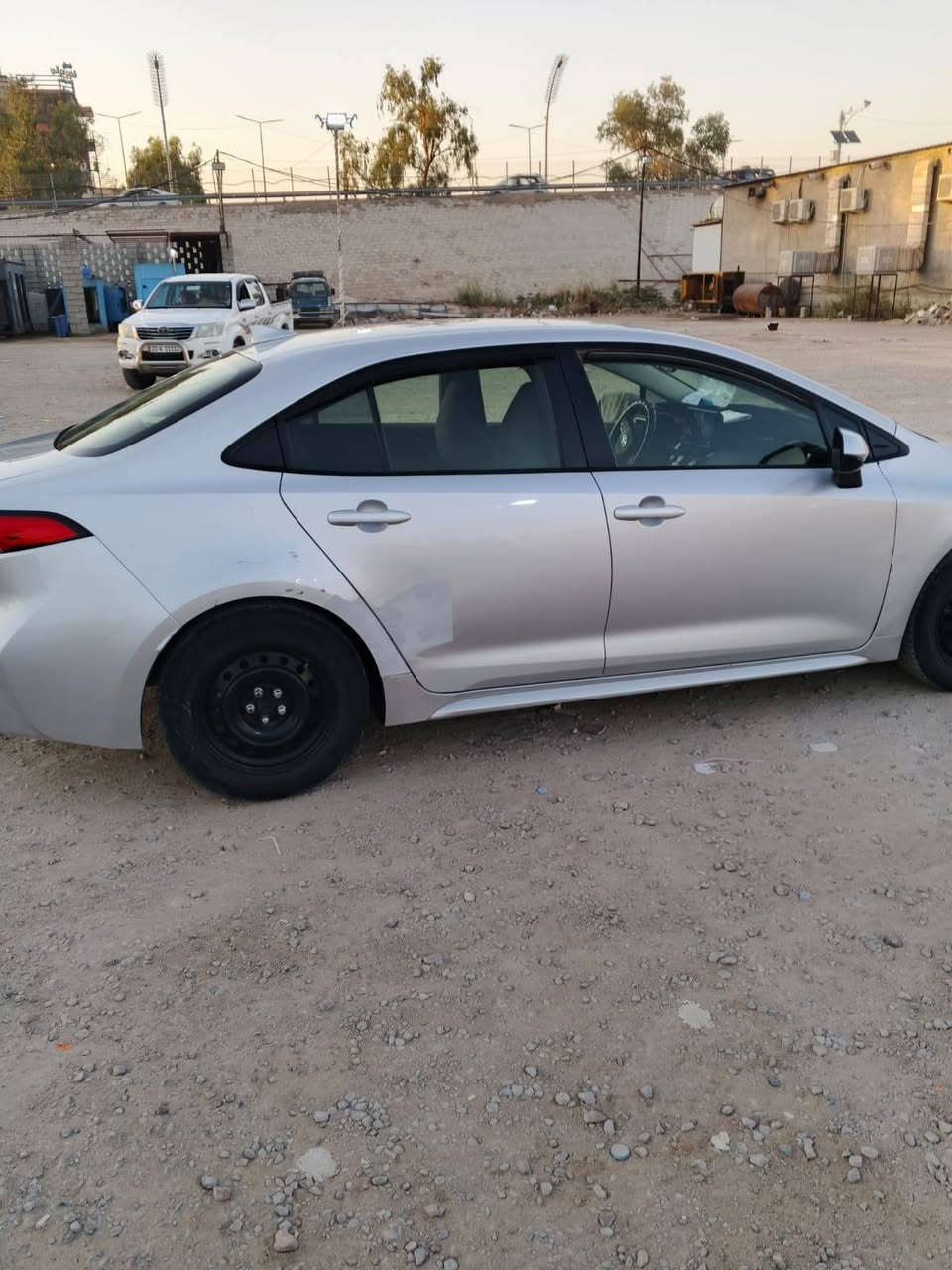 يا الله سلام عليكم كورلا 2022 خير من الله سياره بس بنيد ضرر  هايبرد نضيفه مكان ديالئ اتصل وبيك خير دلل ***********
