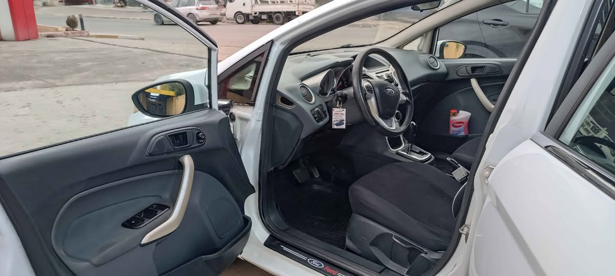 هيج بارجةكي سبوغي نية تةنها لة جاملغي دواوة قوپاويةكي هةية شوين هةولير شورش 
ژمارةي خاوةن *********** Singapore
