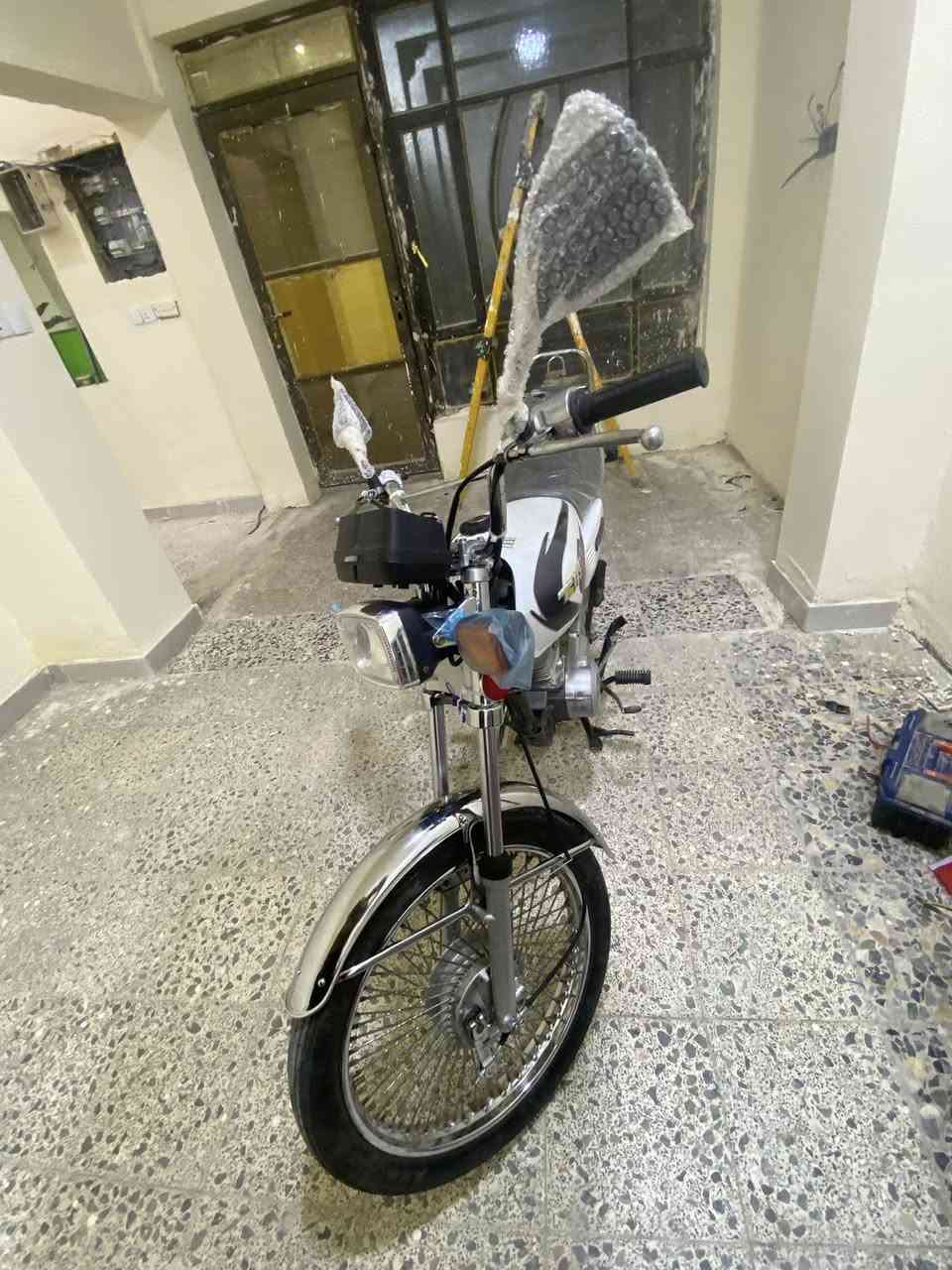 تايكر ايراني اربعه كير موديل 22دراجه حلوه ونضيفه هندر واحد اوراق موجوده 500وبيه مجال رقم لتصال ***********
بيه نواقص خفيفه مكان بغداد شارع فلسطين
