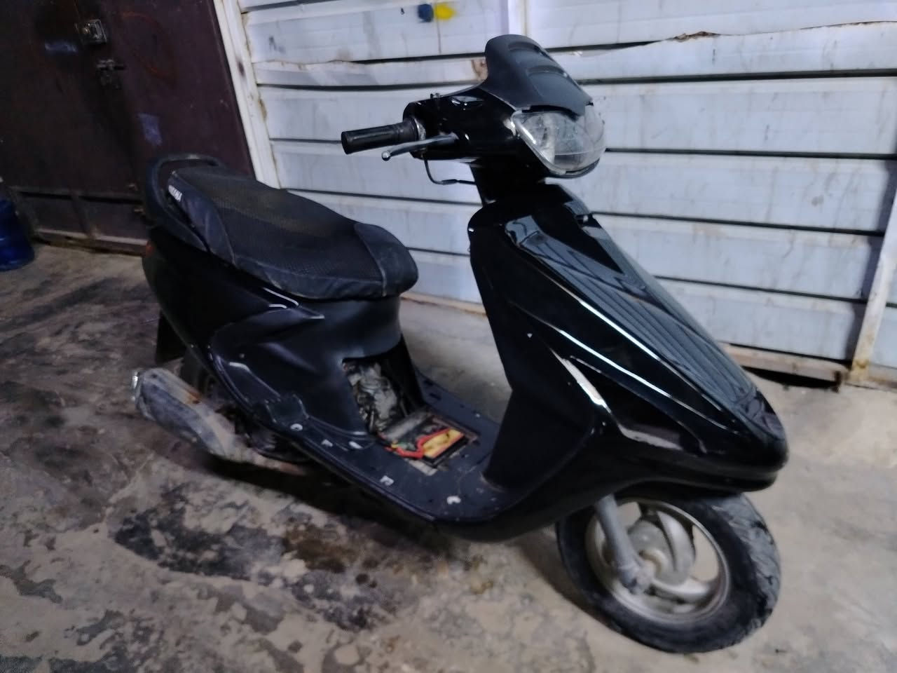 السلام عليكم دراجه فراشه كرستال 140 للبيع دراجه كامله بس نقص كابريتر ترجع بلادي سعر 200وبيهه مجال مكاني بغداد البياع تقاطع درويش //رقمي بي واتساب فقط
***********
