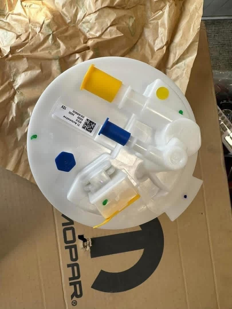 جديـــــــــــــــــــدنـــــــــــــــــــــــــــــــــــا⚫️💯⚪️
اهلا بكم في المجمع الامريكي 🚘🏎🚙🚗
يتوفر 
عبوه كامله رانجيت كومباس فيتبم تفصيخ 2020
عبوه جارجر تفصيخ وتجاري 
عبوه تيران اكونكيس 2018 الى 2022 توويل وفور ويل 
عبوه فيتبم جيب كراند شيروكي 2011/2022
عبوه فيتبم ماليبو 2017 الى 2022 تفصيخ 
عبوه فيتبم تيران اكونيكس ٢٠١٨ /٢٠٢٢

يوجد خدمة توصيل داخل بغداد و المحافظات كافة .
للاستفسار الاتصال على رقم الهاتف 
☎️☎️☎️***********
 ☎️☎️☎️***********
شارع مطار المثنى قرب حلويات الخاصكي مجمع الامريكي 
يفتح المجمع الساعة 8 صباحا ولغاية الساعة الى ٦ مساء
