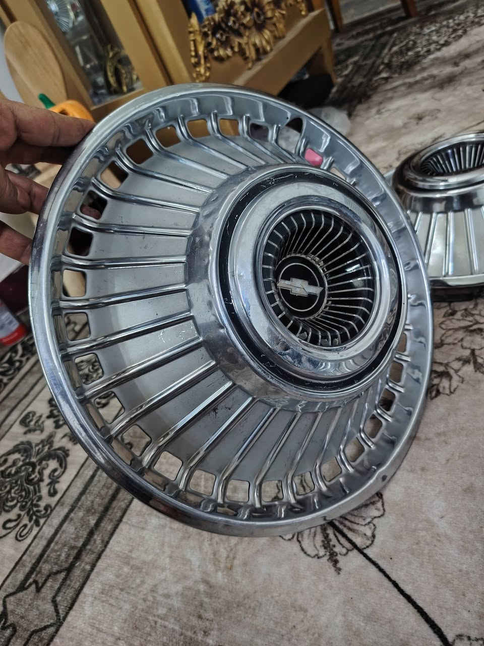 السلام عليكم للبيع تخم ٦٣ حجم ١٤ السعر ٢٧٥ الف العنوان بغداد السيدية (***********)
