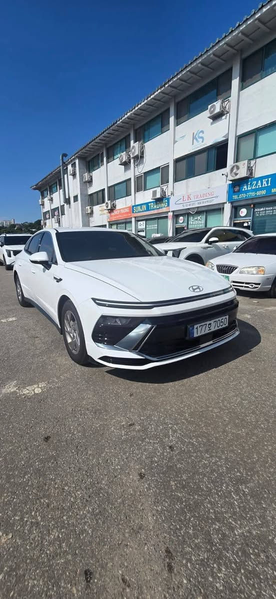 استيراد جديد (دخول جديد)  وارد كوري اصل مو صيني 
سوناتا 2024 غاز بلادي مكفولة كفالة عامة
فول مواصفات للأخير منفيست بأسمي
مكانها الديوانية
ماشية ٣٤ الف حقيقي بدون ثقوب قمارة
سعرها 199 ورقة بيها مجال كلش بسيط
الي مثلها بالسوك حاليا 205 ورقة 
*********** هذا رقمي الي يحب يستفسر اكثر
والله يرزق الجميع
