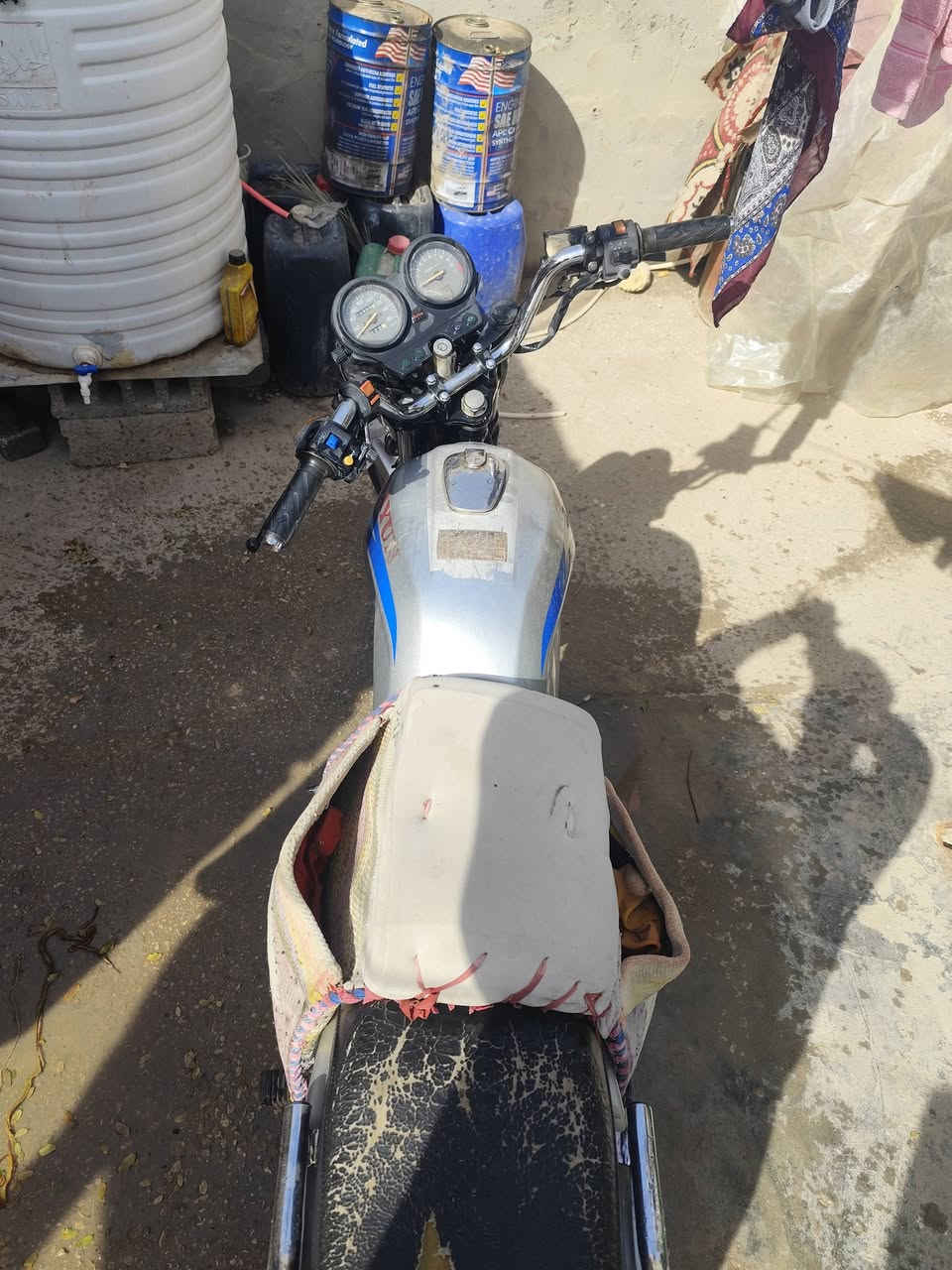 السلام عليكم دراجة ديوان عظم للبيع موديل 21 اوراق اصولي التواصل خاص


**إذا كنت صاحب هذا الإعلان وتريد حذفه لأي سبب، رجاءا أرسل رسالة إلى الدعم الفني**